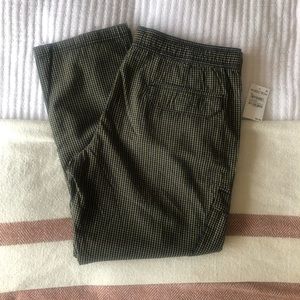 BP Men’s Plaid Cotton Cargo Pants in Black and Olive Plaid
